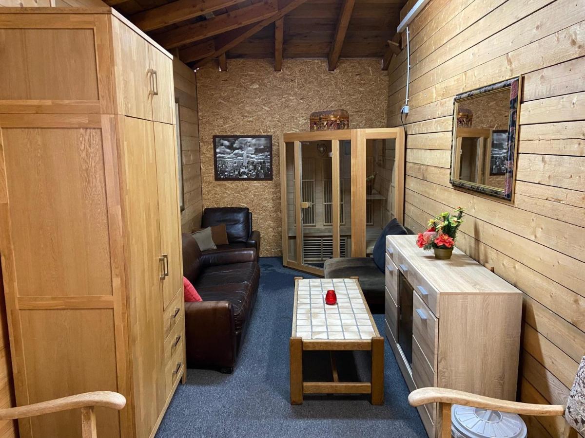 Inn-Side Adventure Cabins 海明 外观 照片